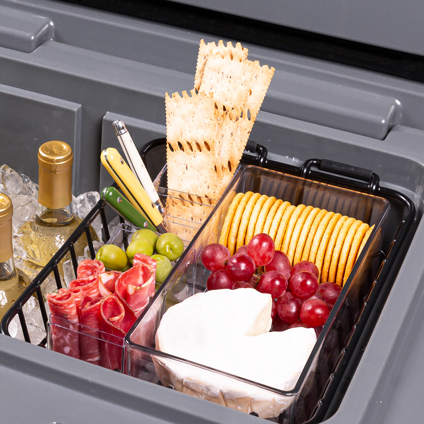 brutank-35qt-55qt-dry-rack-y2 brutank-dry-rack_accessory_alt-1.png