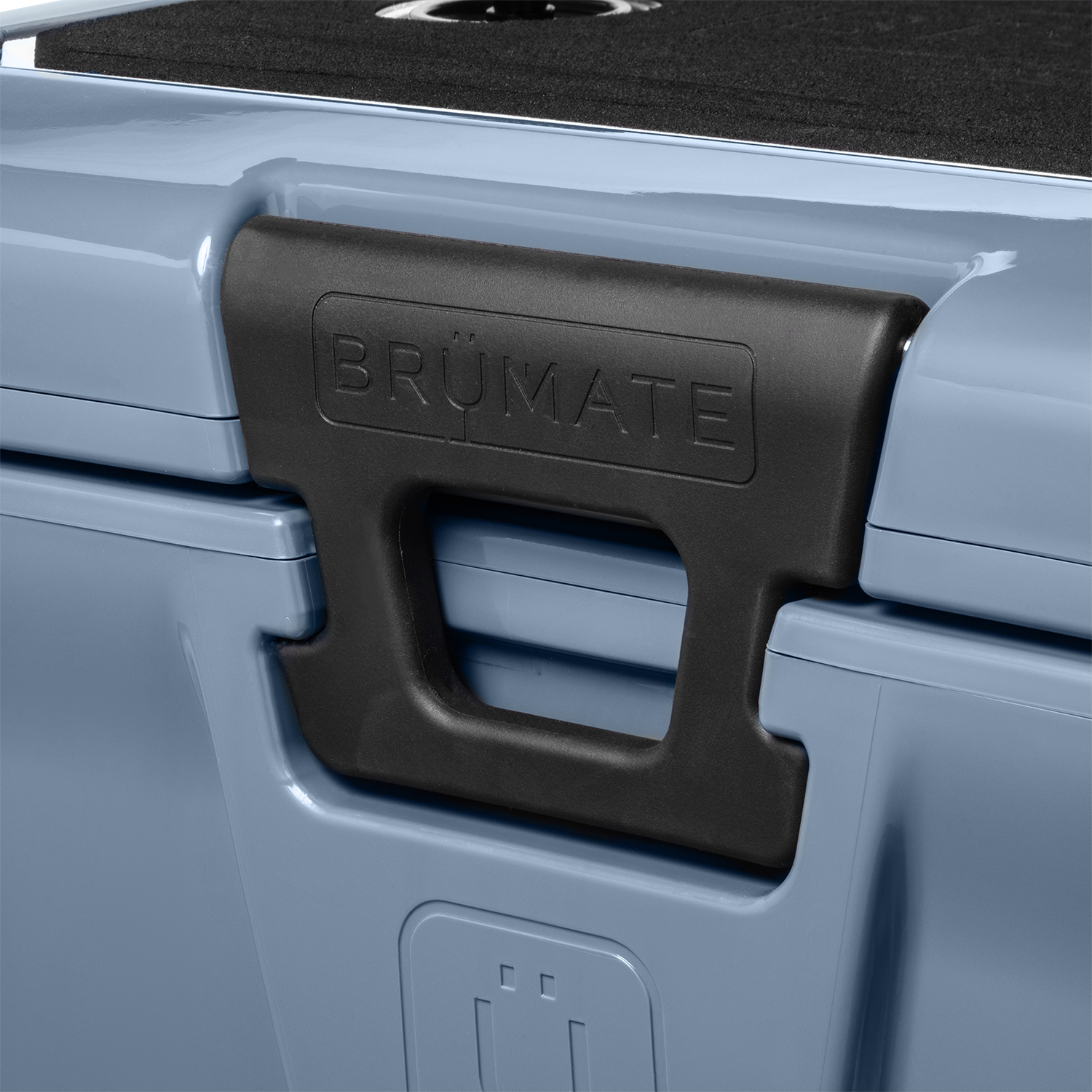brutank-20qt-v8 BruTank-20-Denim-Latch.png