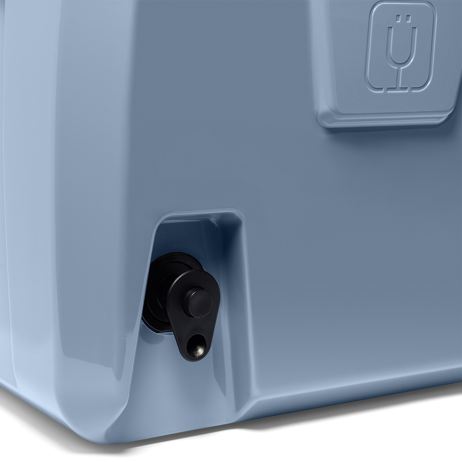 brutank-20qt-v8 BruTank-20-Denim-Tap.png
