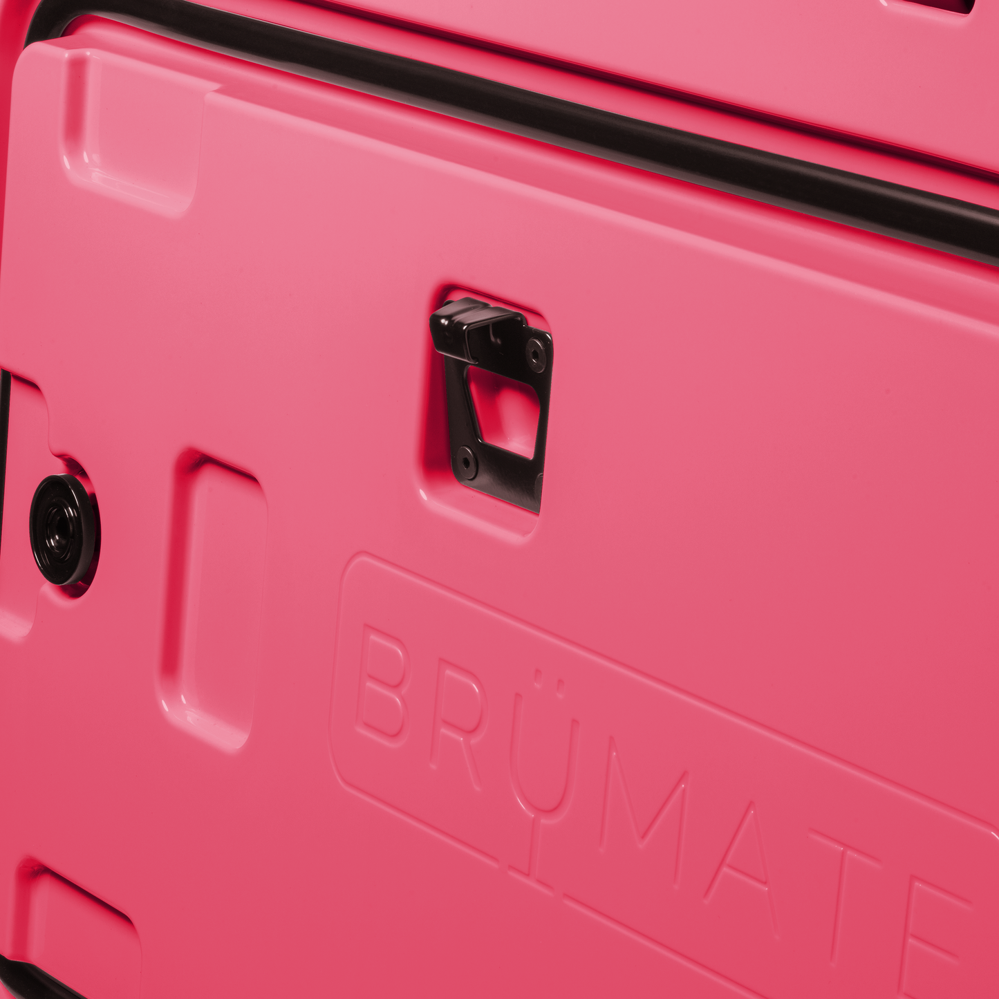 brutank-z4 brutank-55qt-neonpink-bottle-opener.png